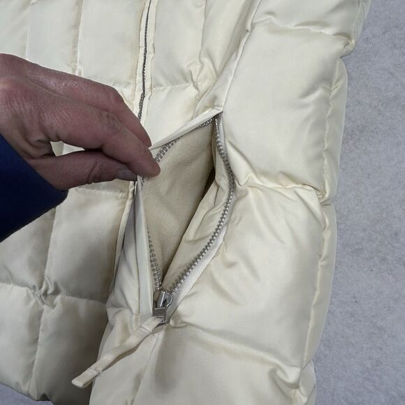 GAP Full Zip Down Puffer Vest Quilted Ivory/Cream Women's M Y2K Skiing Outdoors - Picture 9 of 15